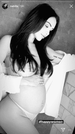 Nabilla enceinte: elle dÃ©vole une nouvelle photo d'elle en lingerie ! (PHOTO)