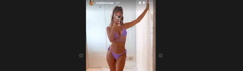 Maddy Burciaga pose en bikini violet ultra sexy sur Instagram !